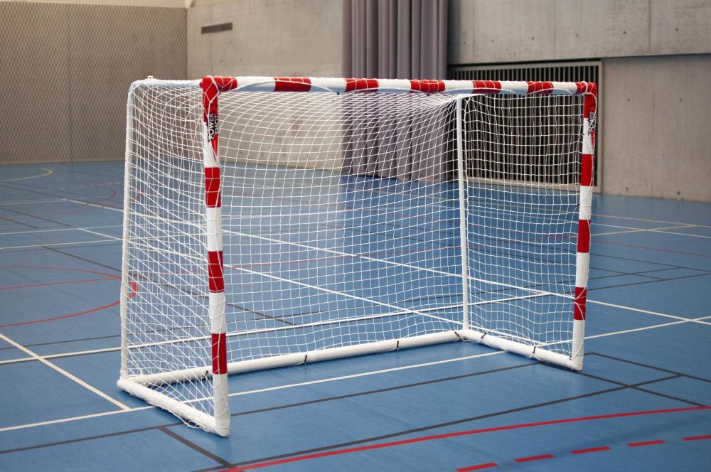 Mini but de Handball uPVC - 2,4x1,7 m au meilleur prix